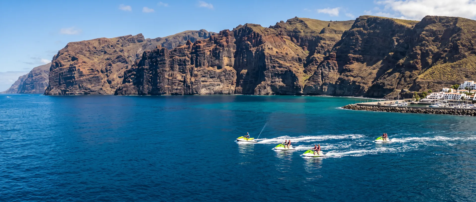 Jet-ski à Tenerife : quel port, quel prix et quand la mer est calme